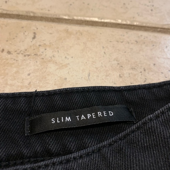 GUESS Men's Black Distressed Slim Tapered Jeans - Size 38x30 - Picture 5 of 12